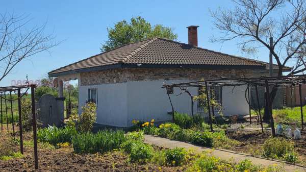 Продава къща, с. дуранкулак, област добрич