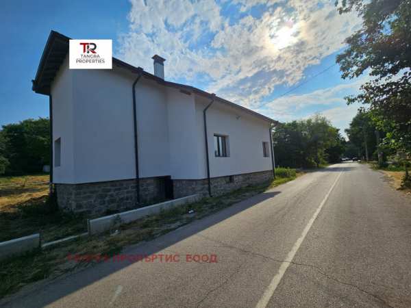 Продава  къща с. Кондофрей, област Перник
      80 кв.м