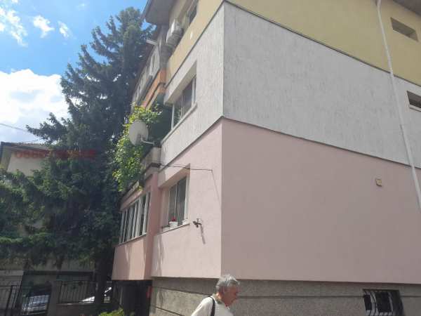 Продава 4-стаен, гр. плевен, идеален център