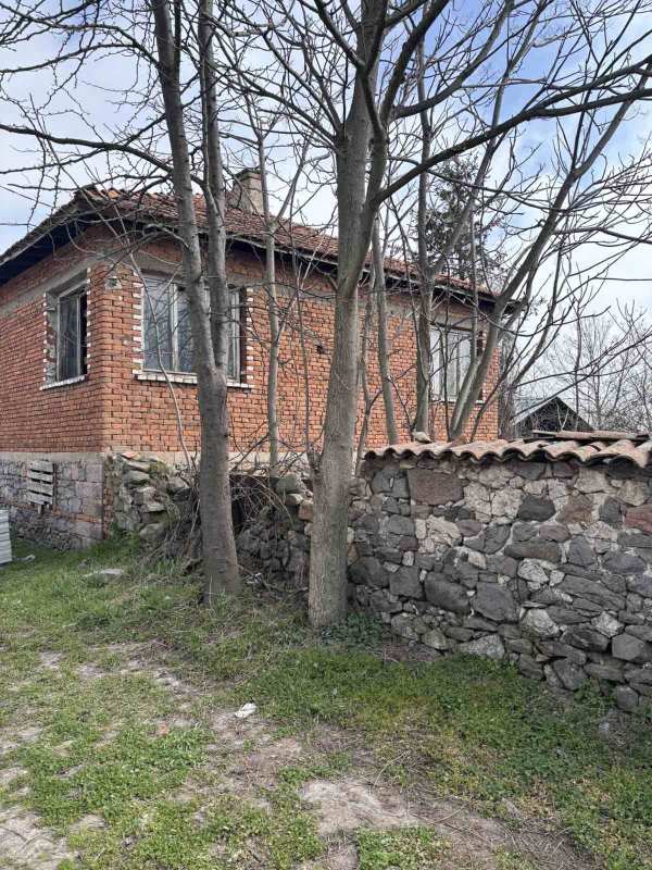 Продава къща, с. горски извор, област хасково