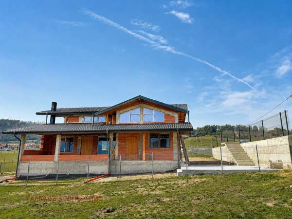 Продава къща, гр. батак, област пазарджик