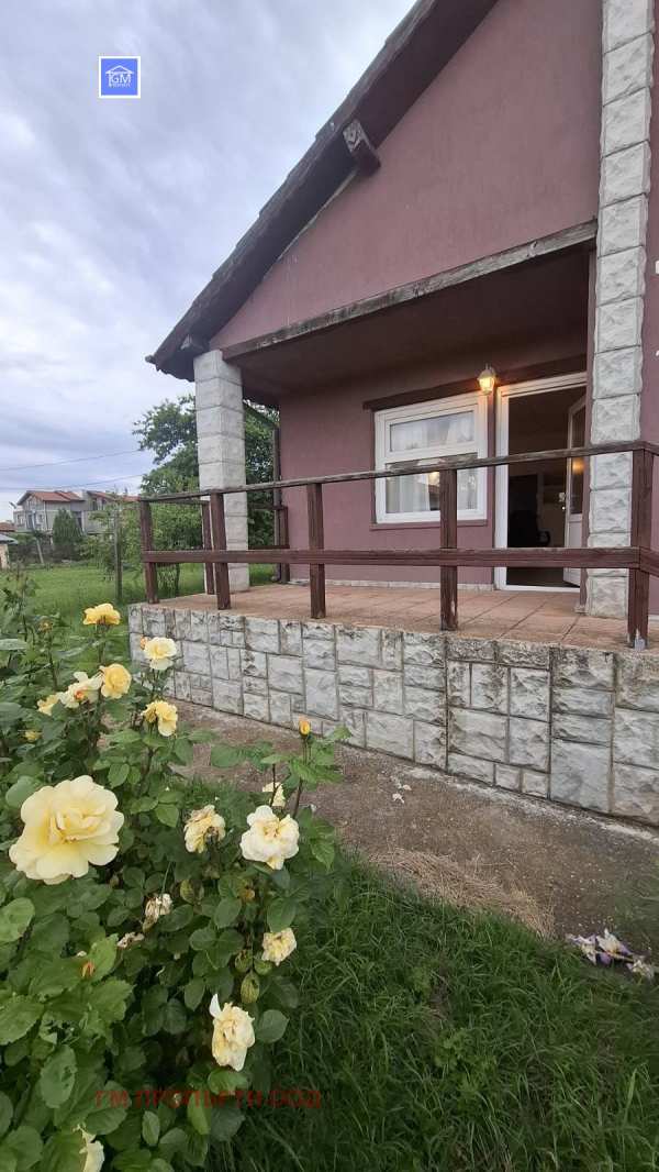 Продава къща, гр. балчик, област добрич