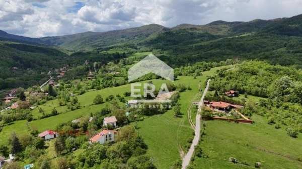 Продава парцел, с. бойковец, област софия област