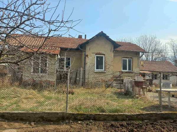 Продава къща, с. драгичево, област перник