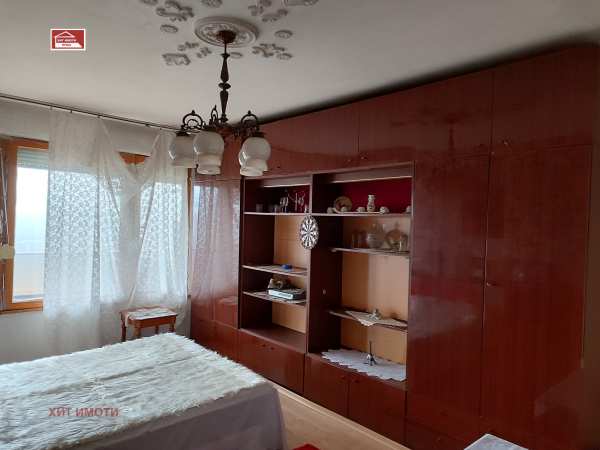 Продава 2-стаен, гр. враца, река лева