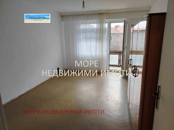 Продава 3-стаен, гр. айтос, област бургас