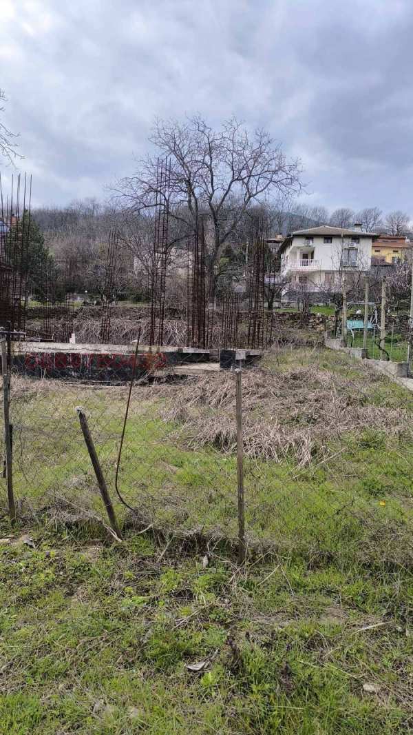 Продава парцел, с. червен, област пловдив