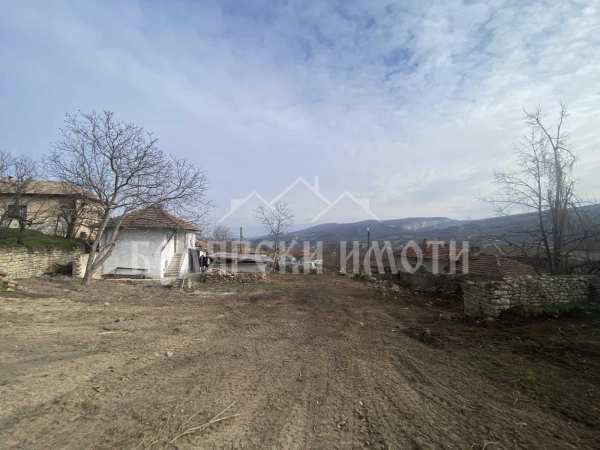 Продава къща, с. самоводене, област велико търново