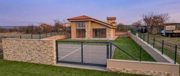 Продава парцел, с. кичево, област варна