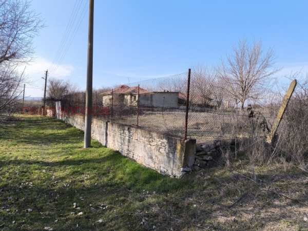 Продава парцел, с. яздач, област стара загора