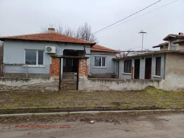 Продава къща, с. болярци, област пловдив