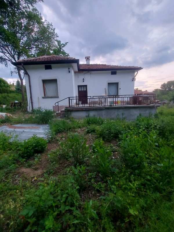 Продава къща, с. долна диканя, област перник