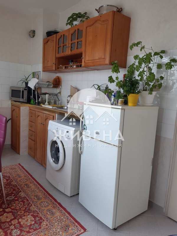 Продава 3-стаен, гр. балчик, област добрич