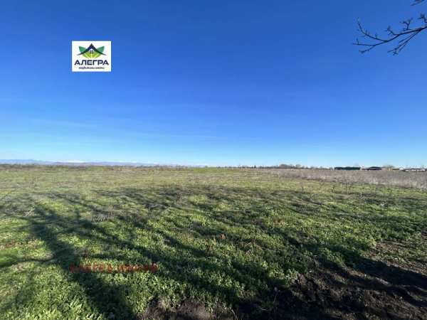 Продава парцел, с. добровница, област пазарджик