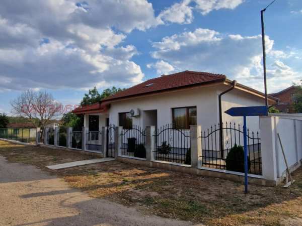 Продава къща, гр. мартен, област русе