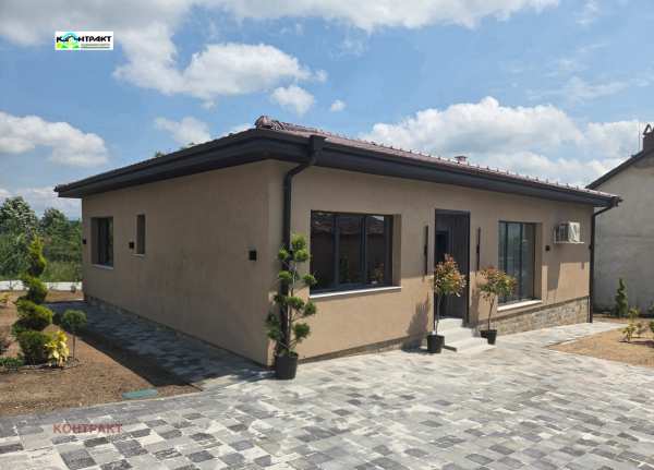 Продава къща, с. остра могила, област стара загора