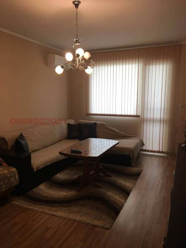 Продава 3-стаен, гр. шумен, тракия