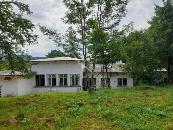 Продава  хотел с. Боженците, област Габрово
      1120 кв.м