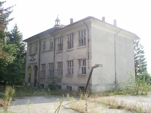 Продава бизнес имот, гр. две могили, област русе