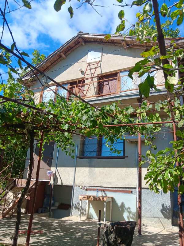 Продава къща, с. осеново, област варна