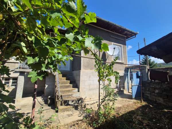 Продава къща, с. горско ново село, област велико търново