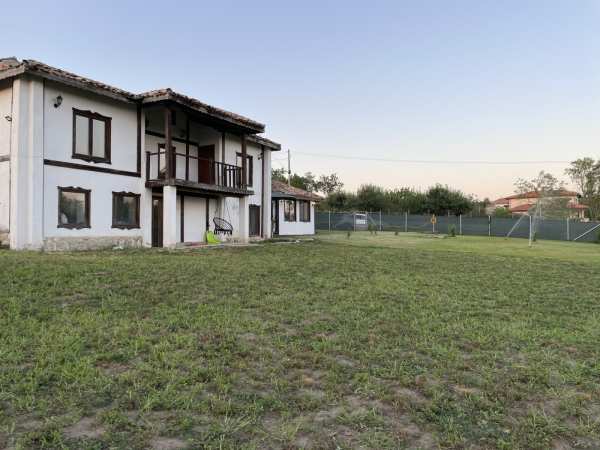Продава къща, с. здравец, област варна