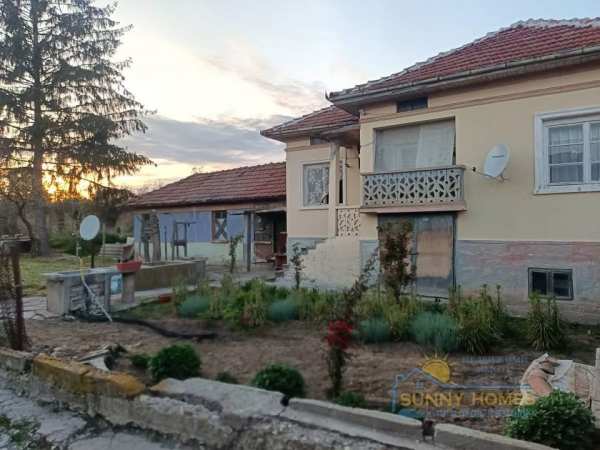 Продава къща, с. лозен, област велико търново