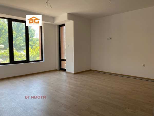 Продава  2-стаен с. Кранево, област Добрич
      59 кв.м