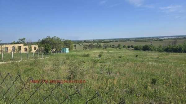 Продава  парцел с. Хрищени, област Стара Загора
      8082 кв.м