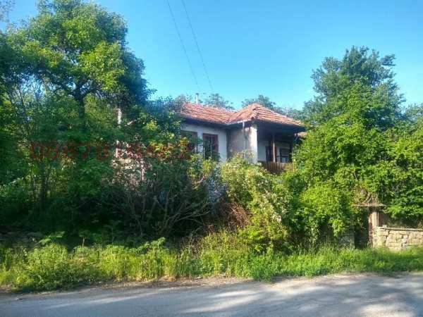 Продава парцел, с. гостилица, област габрово