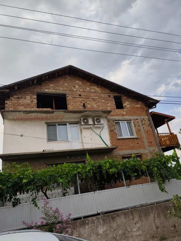 Продава етаж от къща, с. виноградец, област пазарджик