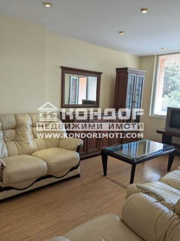 Продава  многостаен град Пловдив, Въстанически
      113 кв.м