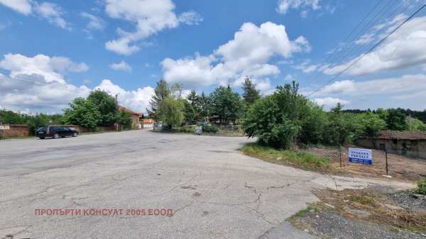 Продава парцел, с. гуцал, област софия област