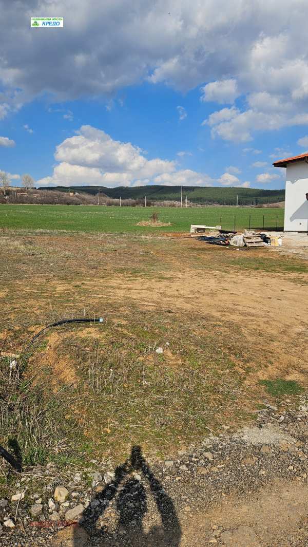 Продава парцел, с. долна диканя, област перник