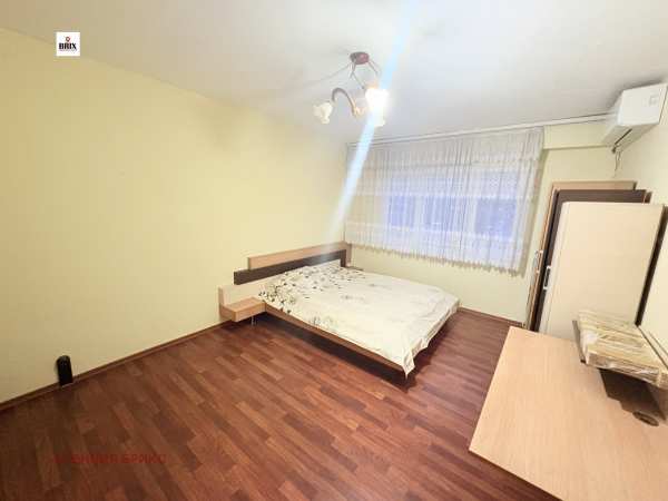Продава 1-стаен, гр. русе, родина 2
