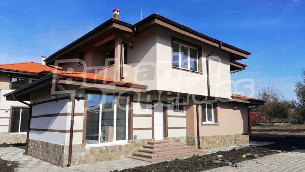 Продава къща, с. полски извор, област бургас