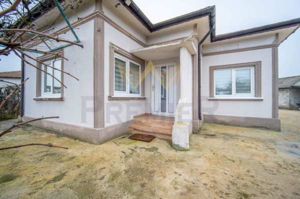 Продава къща, с. соколово, област добрич