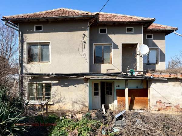 Продава къща, с. патреш, област велико търново