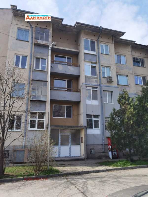 Продава  2-стаен гр. Сопот, област Пловдив
      65 кв.м