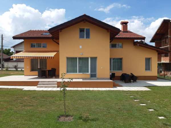 Продава къща, с. доспей, област софия област