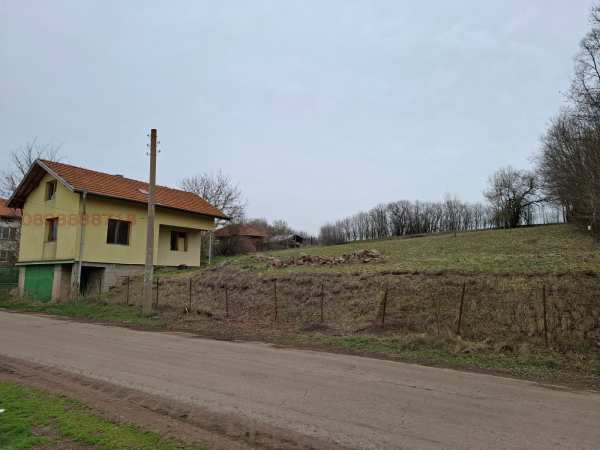 Продава къща, с. слаковци, област перник
