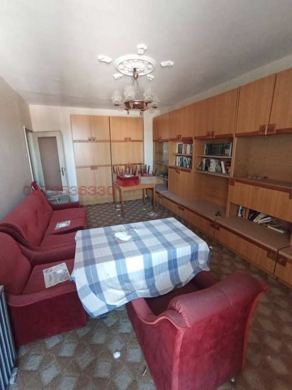 Продава 2-стаен, гр. добрич, христо ботев