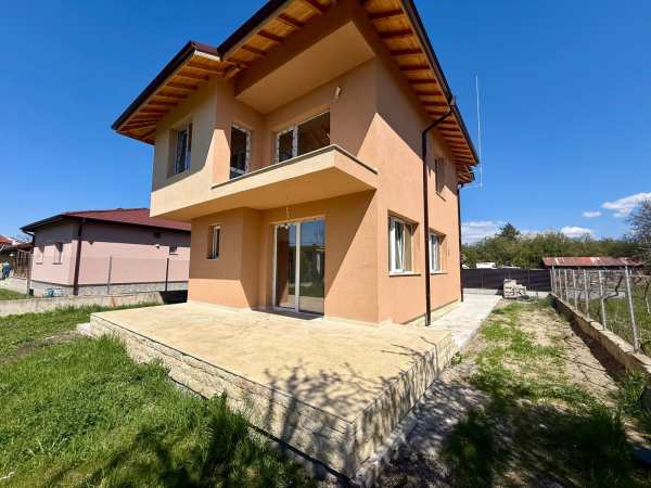 Продава къща, гр. костинброд, област софия област