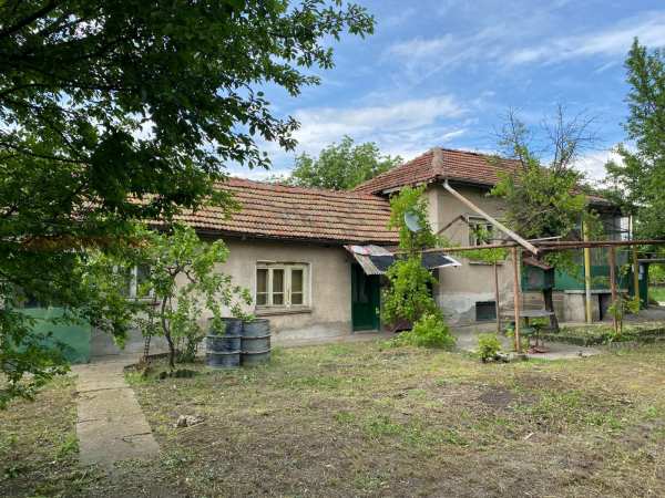 Продава къща, гр. кнежа, област плевен
