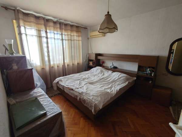 Продава 3-стаен, гр. пазарджик, център