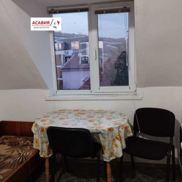 Дава под наем 1-стаен, гр. плевен, идеален център