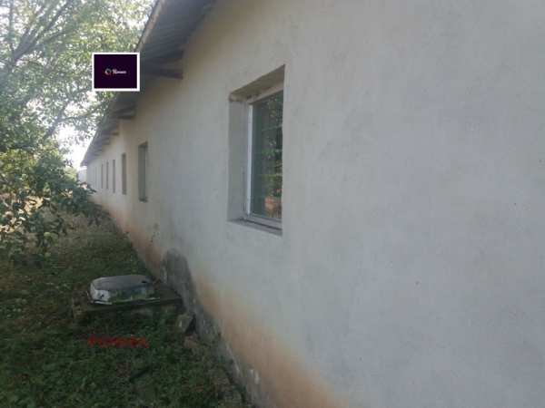 Дава под наем  склад с. Левски, област Варна
      874 кв.м