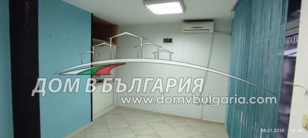 Дава под наем ателие, таван, гр. варна, колхозен пазар