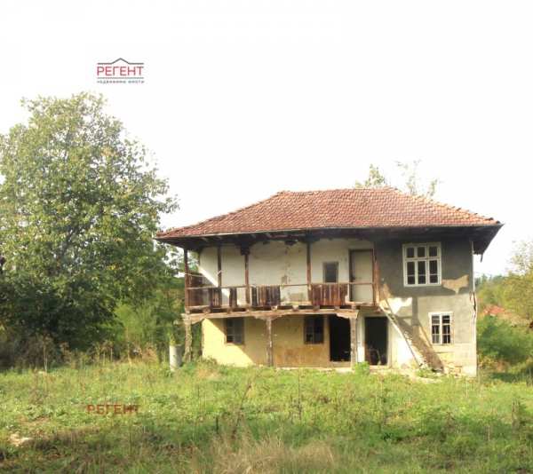 Продава  къща с. Драгановци, област Габрово
      120 кв.м
