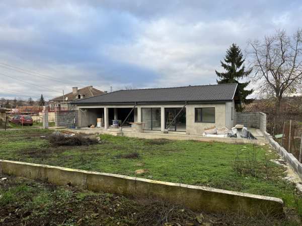Продава къща, с. драгоево, област шумен